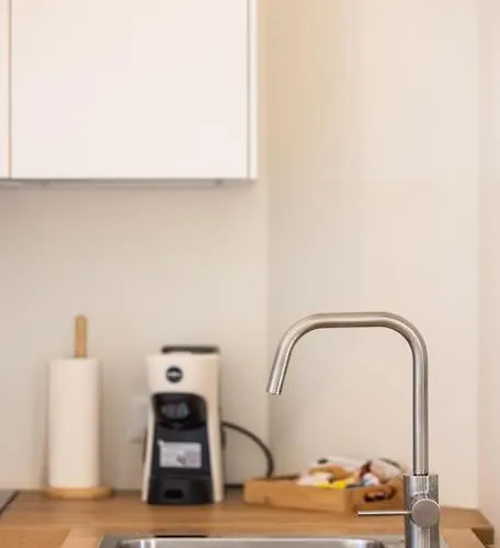 شقة Effe's Apartment- Arya Seaview -parcheggio Gratuito *